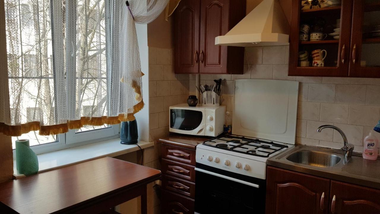 Apartment Gospitalna Street 2 Kiev Bagian luar foto